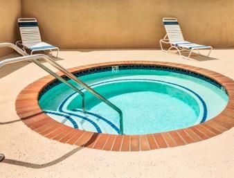 Days Inn & Suites By Wyndham Fullerton Bekvämligheter bild